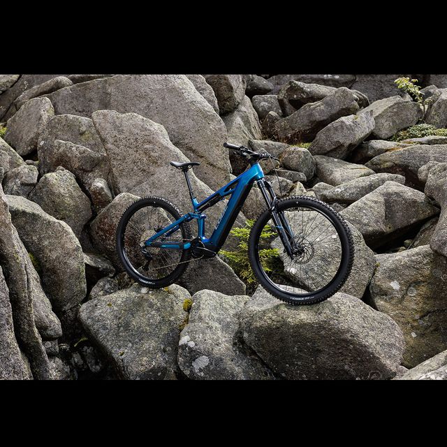 CUBE Stereo Hybrid ONE44 HPC Race 800 2027 sähköpyörä